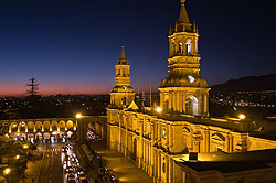 Plaza de Armas of Arequipa tours