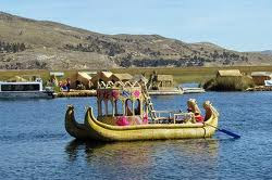 Lago Titicaca y La Isla de Uros